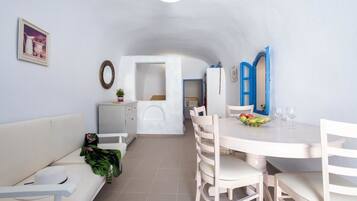 Villa, Multiple Beds | Living area