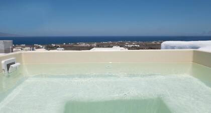 Tholos Villa Oia Santorini