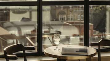 Cosy | Allergitestet sengetøy, minibar, safe på rommet og skrivebord