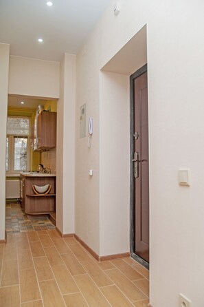 Suite, 1 King-Bett und Schlafsofa, Nichtraucher | Hochwertige Bettwaren, Zimmersafe, schallisolierte Zimmer