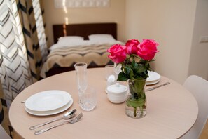 Standard Apartment, 1 King Bed, Non Smoking | Premium bedding, in-room safe, soundproofing, iron/ironing board - Modern History Apartments (Pavlovsk)