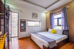 Chambre Deluxe, balcon | Salle de bain