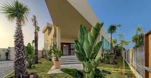 Property entrance - Hostal Sahaba Zahora (Barbate)