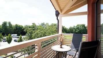 Allergikerbettwaren, Zimmersafe, Schreibtisch, Verdunkelungsvorhänge