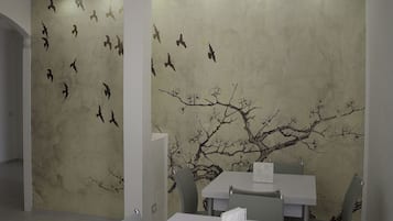 Colazione a base di specialità locali inclusa, servita tutte le mattine