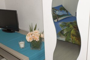 Chambre Simple, salle de bains privée (External)