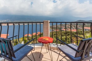 Superior Room, Sea View | Balkoni