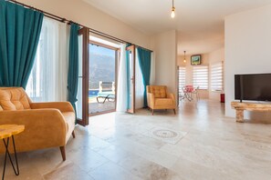 Suite, Sea View | Living room | LCD TV - Hillcity Hotel - Adults Only (Kas)