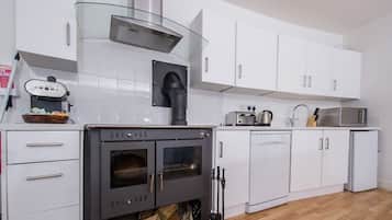 Comfort Apartment, 2 Bedrooms | Living area