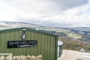 Exterior - Holmfirth Vineyard (Holmfirth)