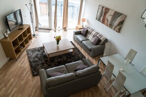 Living area - Holmfirth Vineyard (Holmfirth)