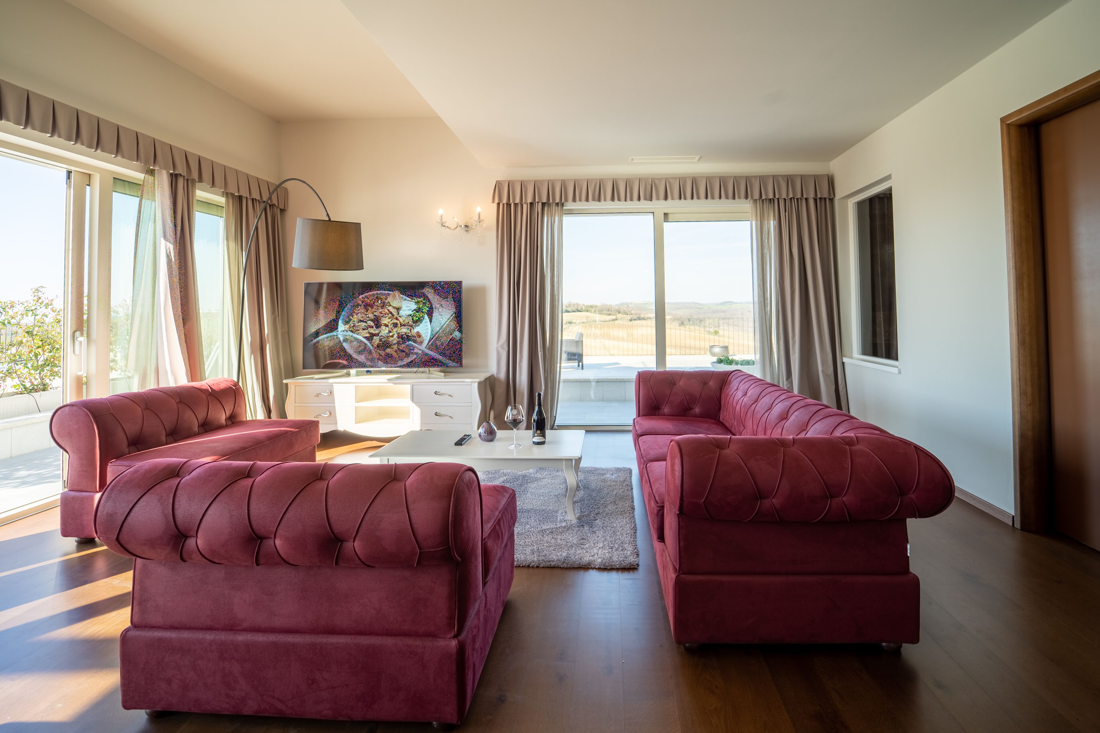 Photo - Wine Residence Cattunar