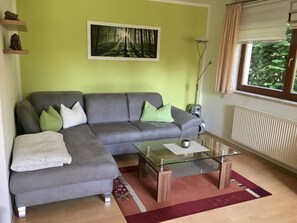 Appartement, 1 slaapkamer, uitzicht op tuin | 1 slaapkamer, een strijkplank/strijkijzer, gratis wifi
