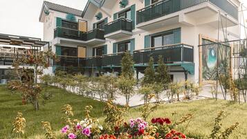 DELUXE BAHÇE MANZARALI | Front of property