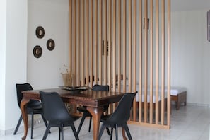 Family Apartment (Ground floor) | Living area - Sofia Apartments (Pylos-Nestoras)