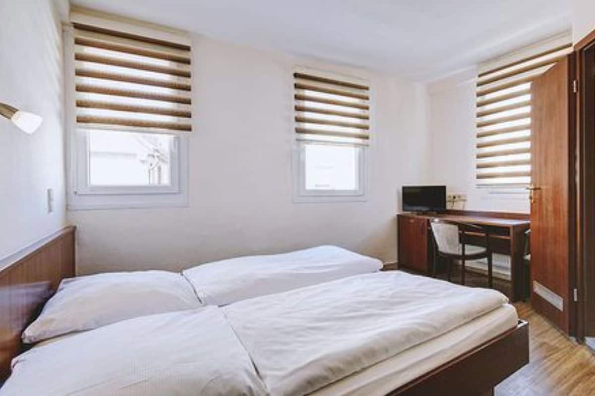 Double Room | Soundproofing, free WiFi