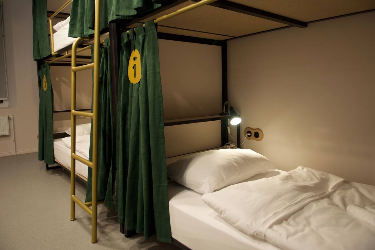 Bed in 4-Beds Mixed Dormitory Room