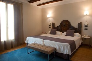 Doppelzimmer | 1 Schlafzimmer, Zimmersafe, Schreibtisch, schallisolierte Zimmer