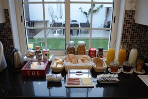 Tägliches inbegriffenes Frühstücksbuffet