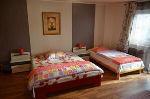 Comfort Triple Room