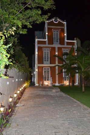Entrada de la propiedad