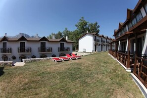 Garden - Karaburun Mimoza Apart Hotel (Karaburun)