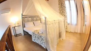 Standardzimmer | Schreibtisch, kostenloses WLAN, Bettwäsche