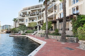 Exterior - Altmore 501 (Cape Town)