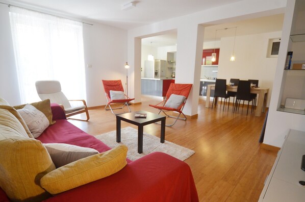 Apartment | Living area