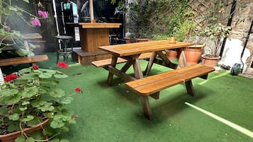 Bar (in der Unterkunft)