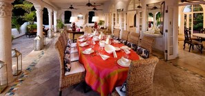 Outdoor dining