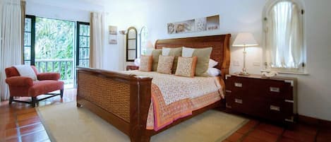 4 間睡房、免費 Wi-Fi