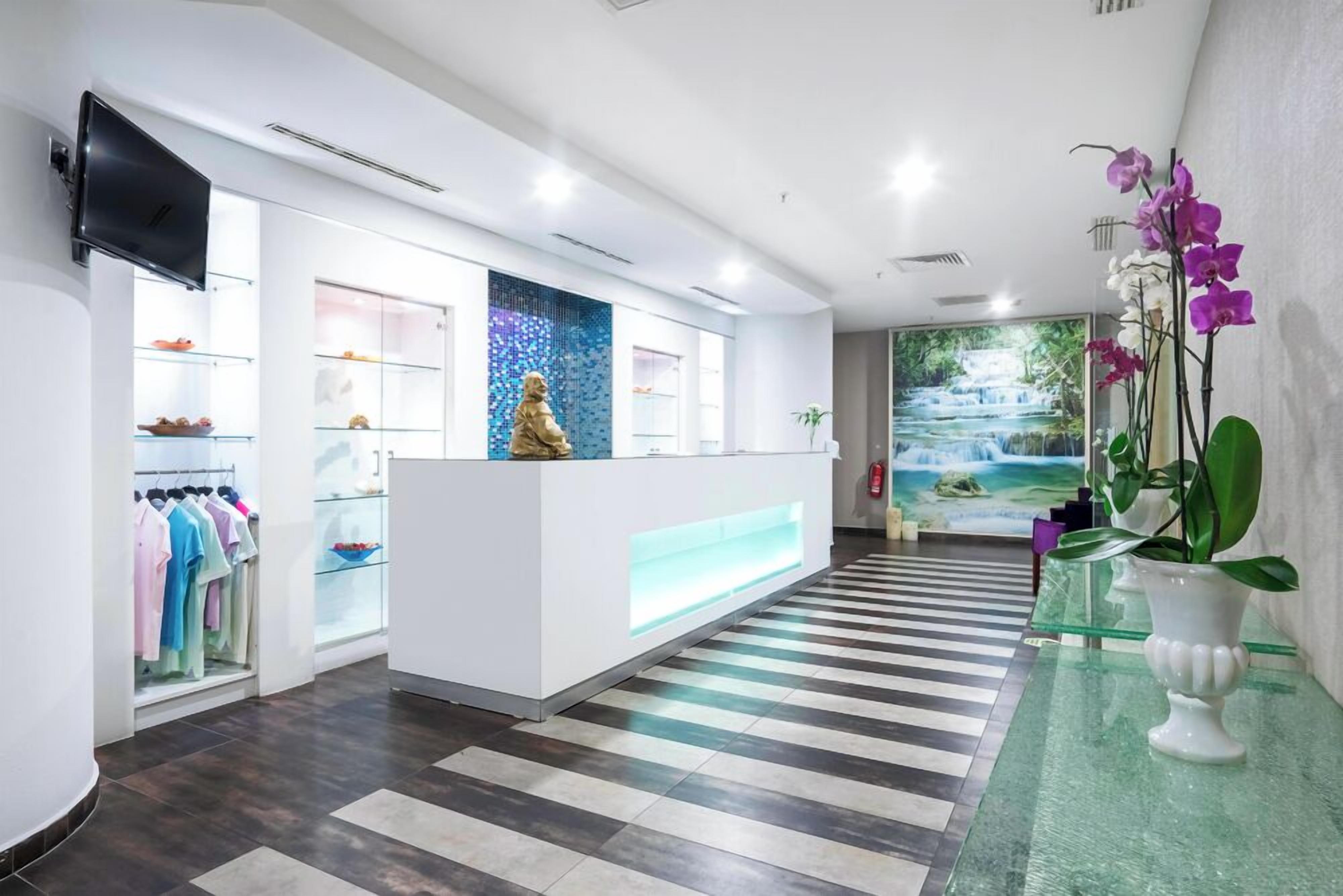 couples treatment room(s), turkish bath/hammam, hot stone massages