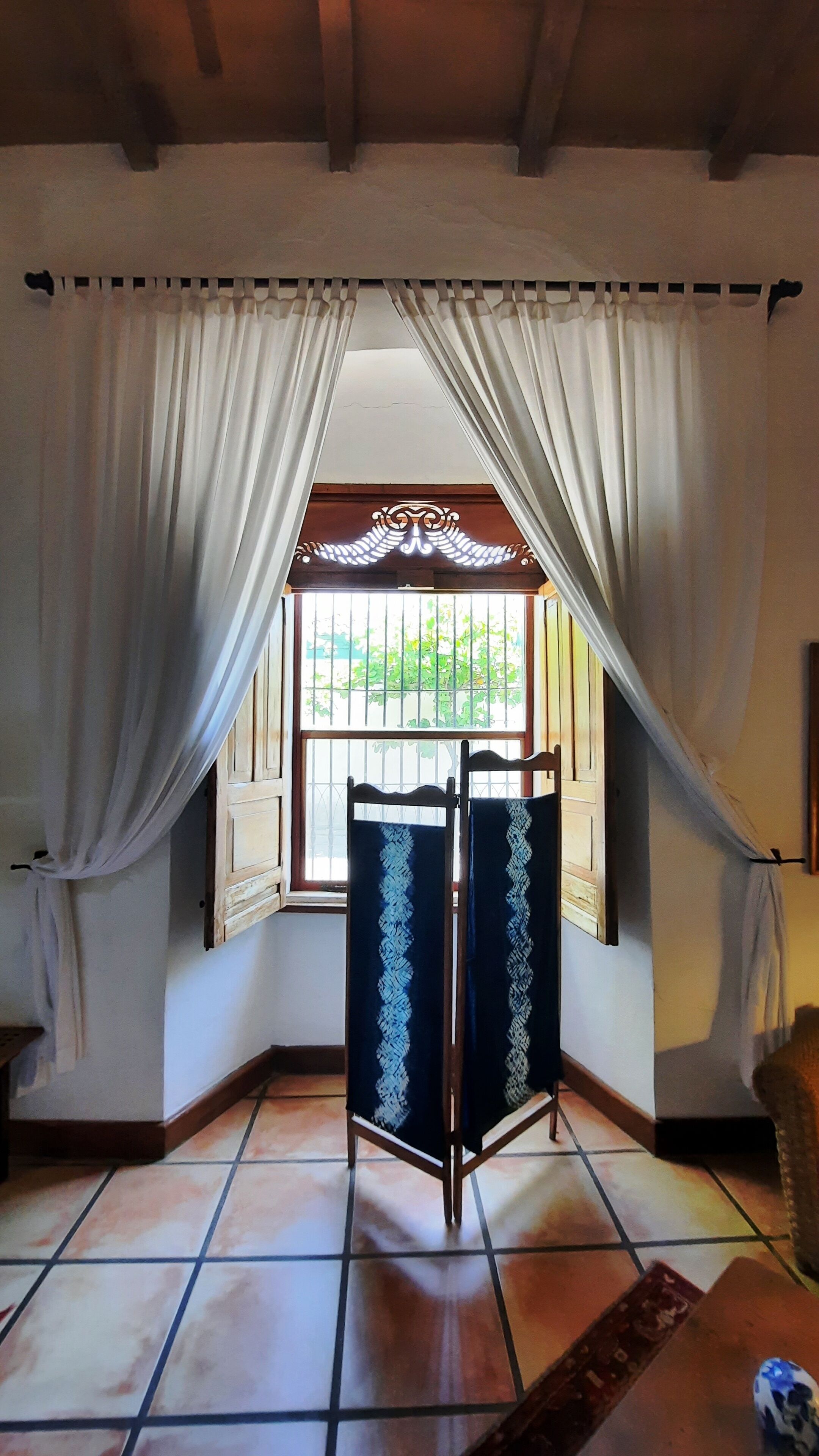 deluxe suite, 1 king bed, accessible, non smoking | rollaway beds, free wifi, bed sheets