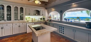 Private kitchen - Villa Belle Fontaine (Les Terres Basses)