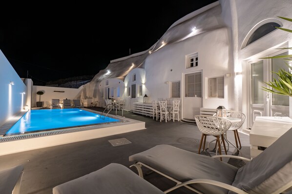 季節性室外游泳池