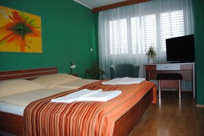 Free WiFi, bed sheets