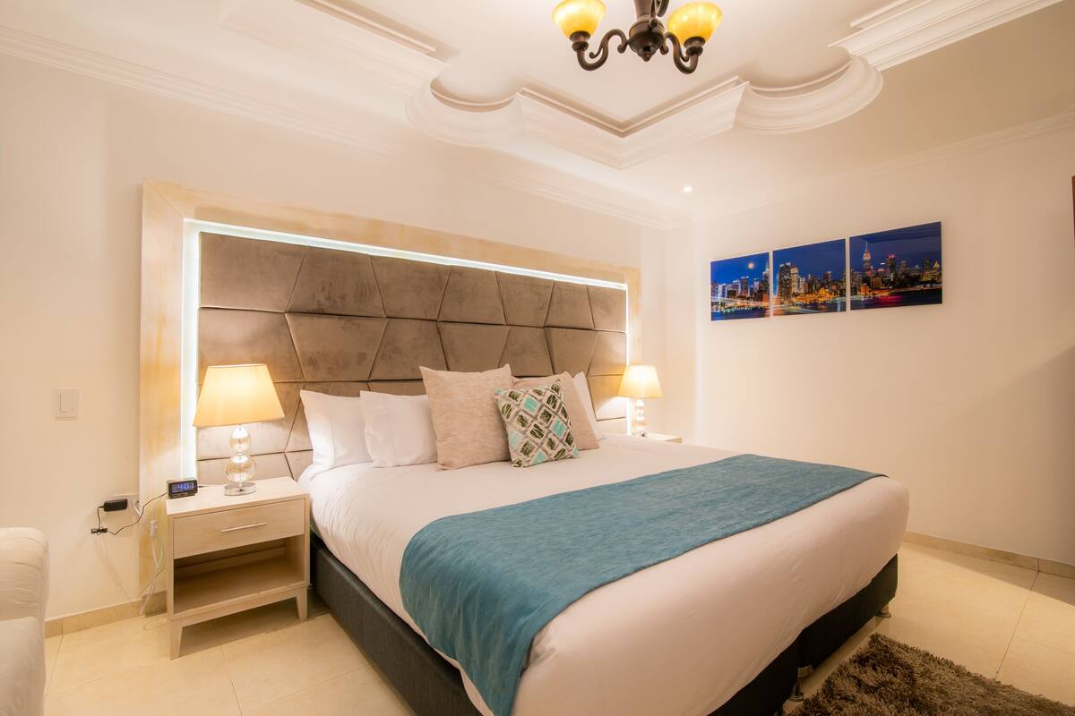 Quarto premium, 1 quarto | Roupas de cama premium, cofres nos quartos