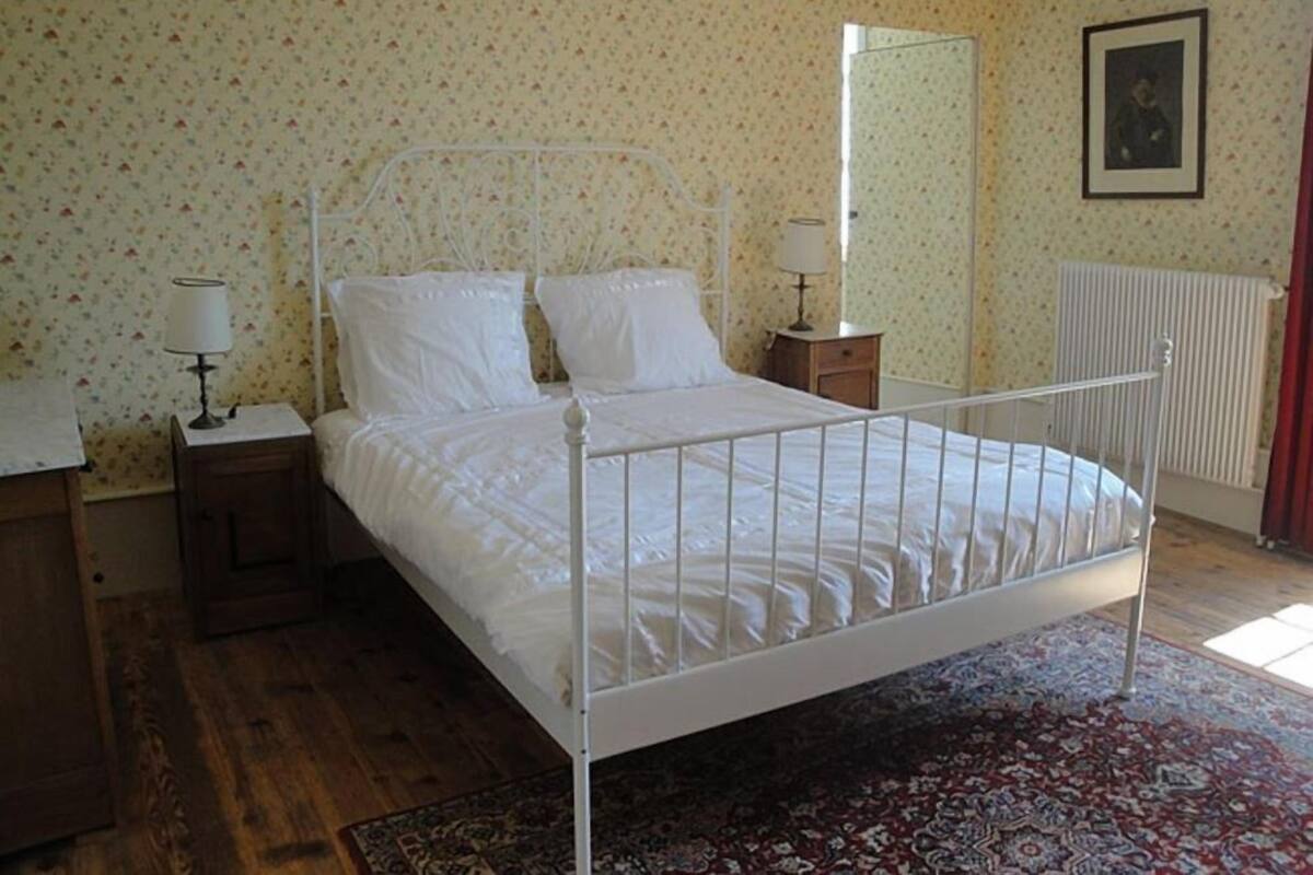 Doppelzimmer (Fleurs) | Individuell dekoriert, individuell eingerichtet, Verdunkelungsvorhänge