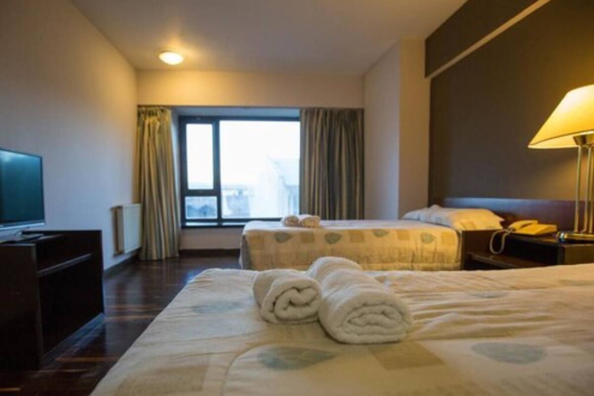 Coffres-forts dans les chambres, draps fournis