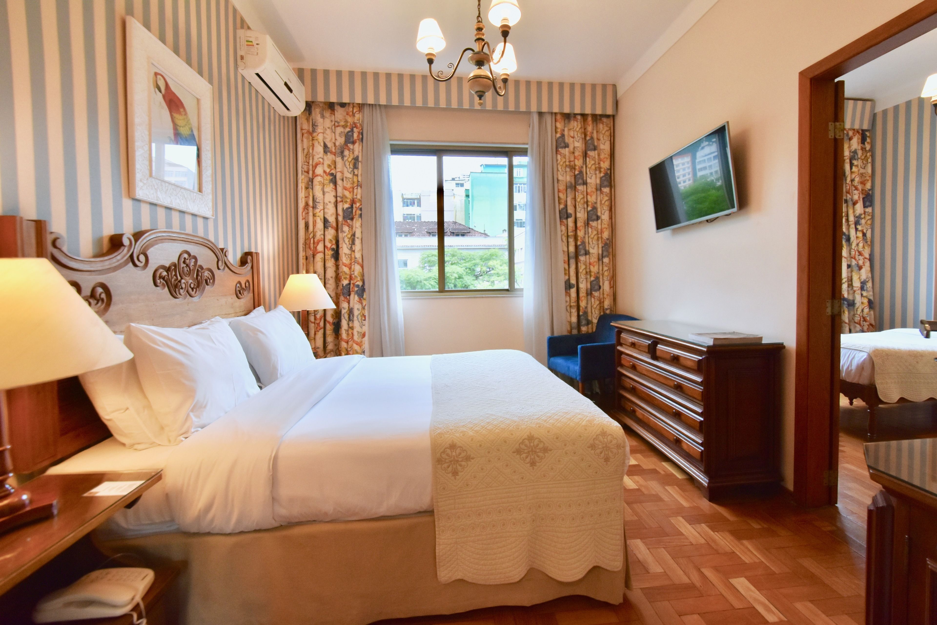 family quadruple room, 1 bedroom, non smoking | minibar, individually decorated, individually furnished, free wifi