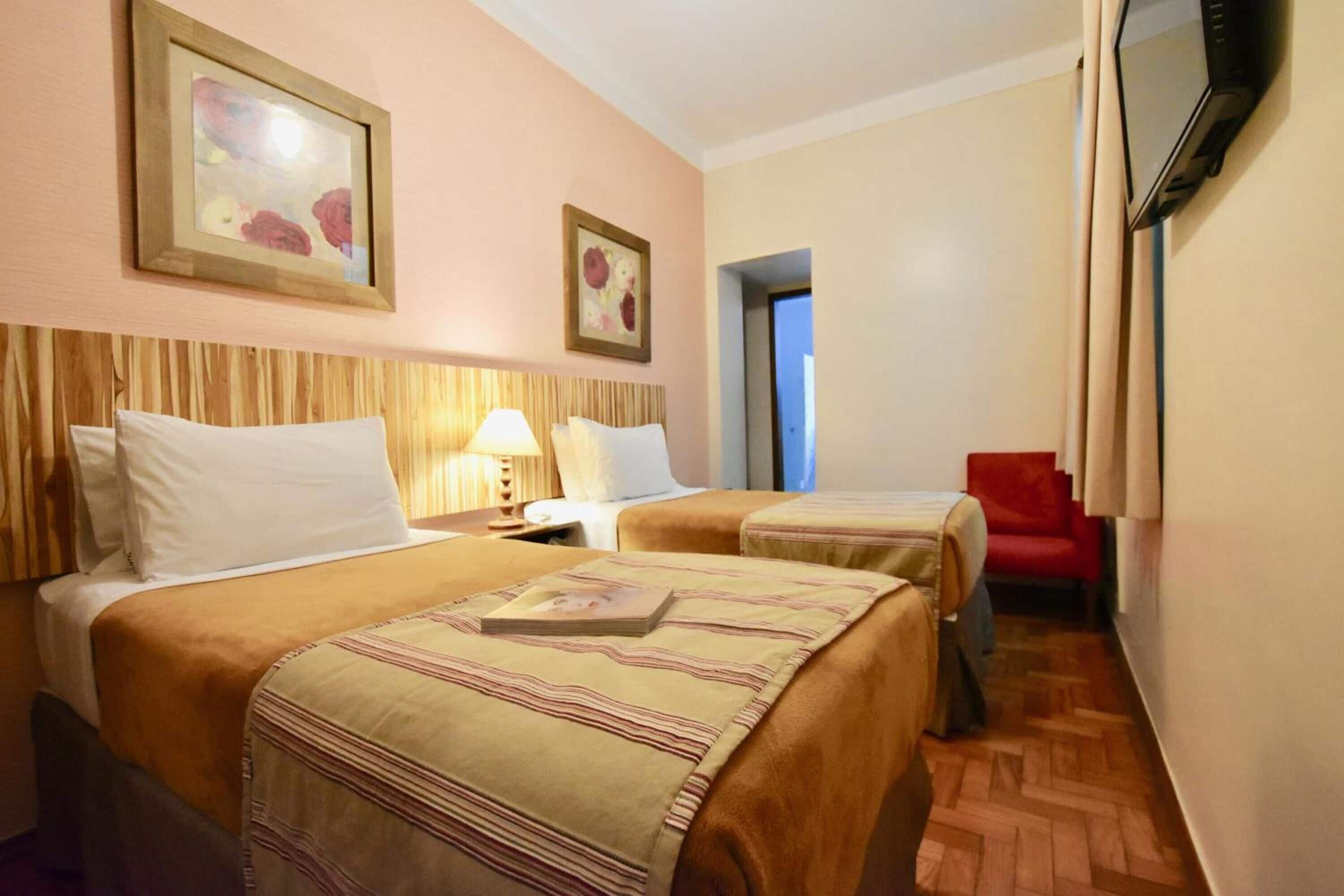 minibar, individually decorated, individually furnished, free wifi