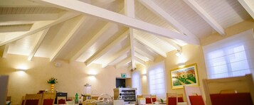 Desayuno buffet incluido todos los días 