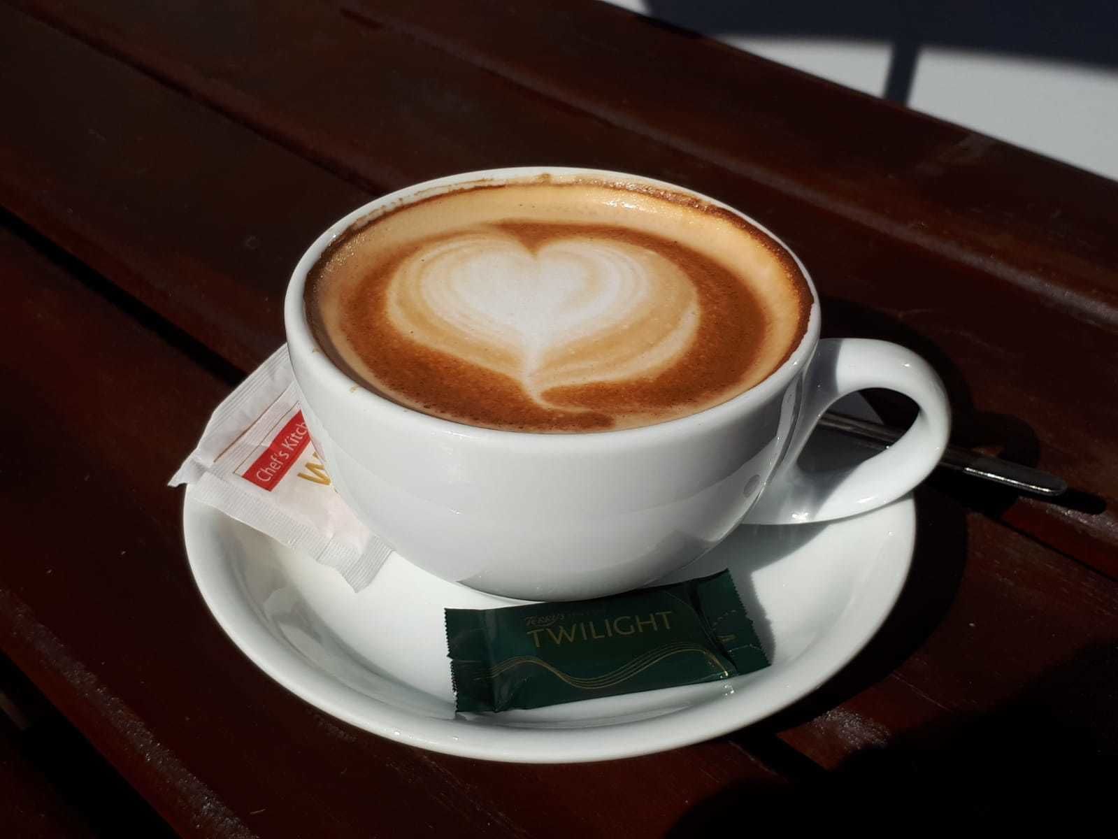 free daily full breakfast