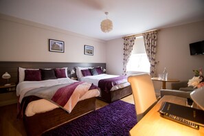 Family Quadruple Room, Non Smoking - The Ritz House (Lisdoonvarna)