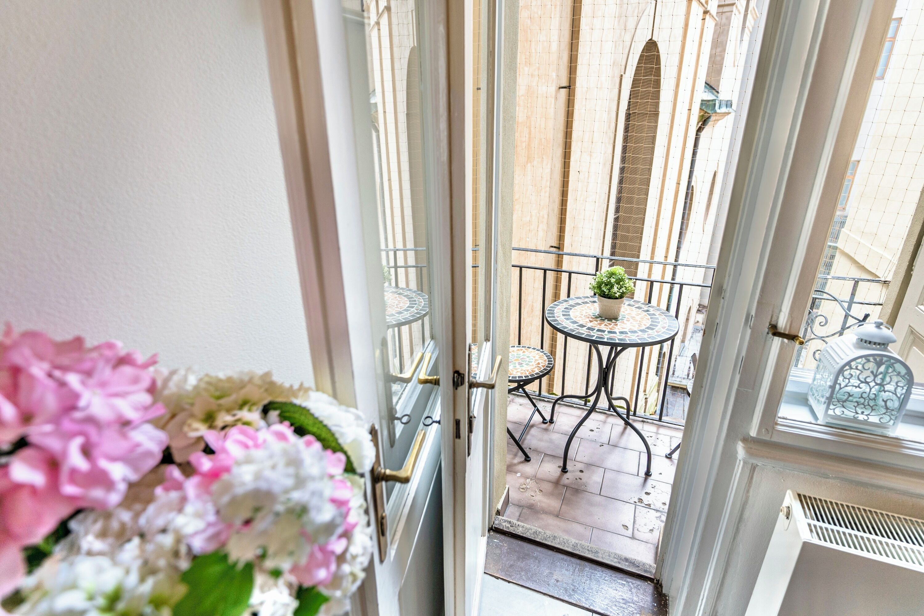 時尚公寓, 廚房 (Old Town square view, balcony) | 陽台