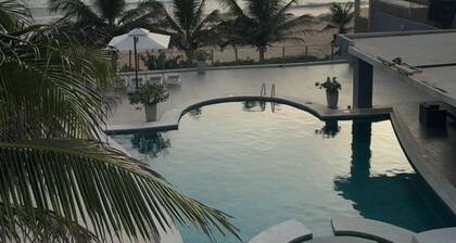 Villa Somone Pied Dans L'eau