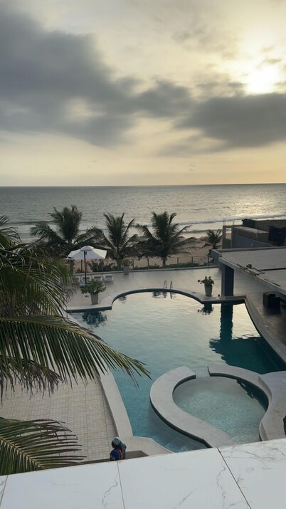 Villa Somone Pied Dans L'eau