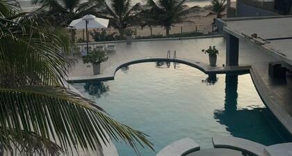 Villa Somone Pied Dans L'eau