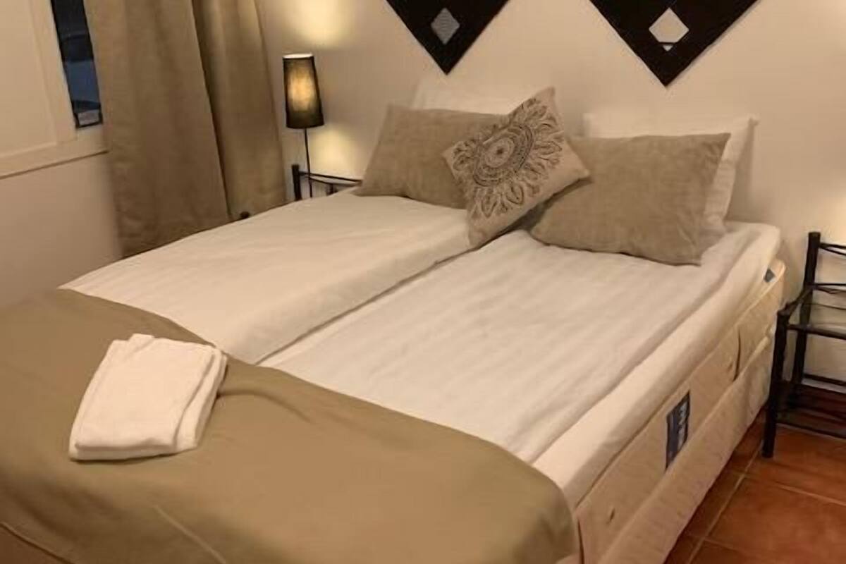 individually decorated, desk, free wifi, bed sheets